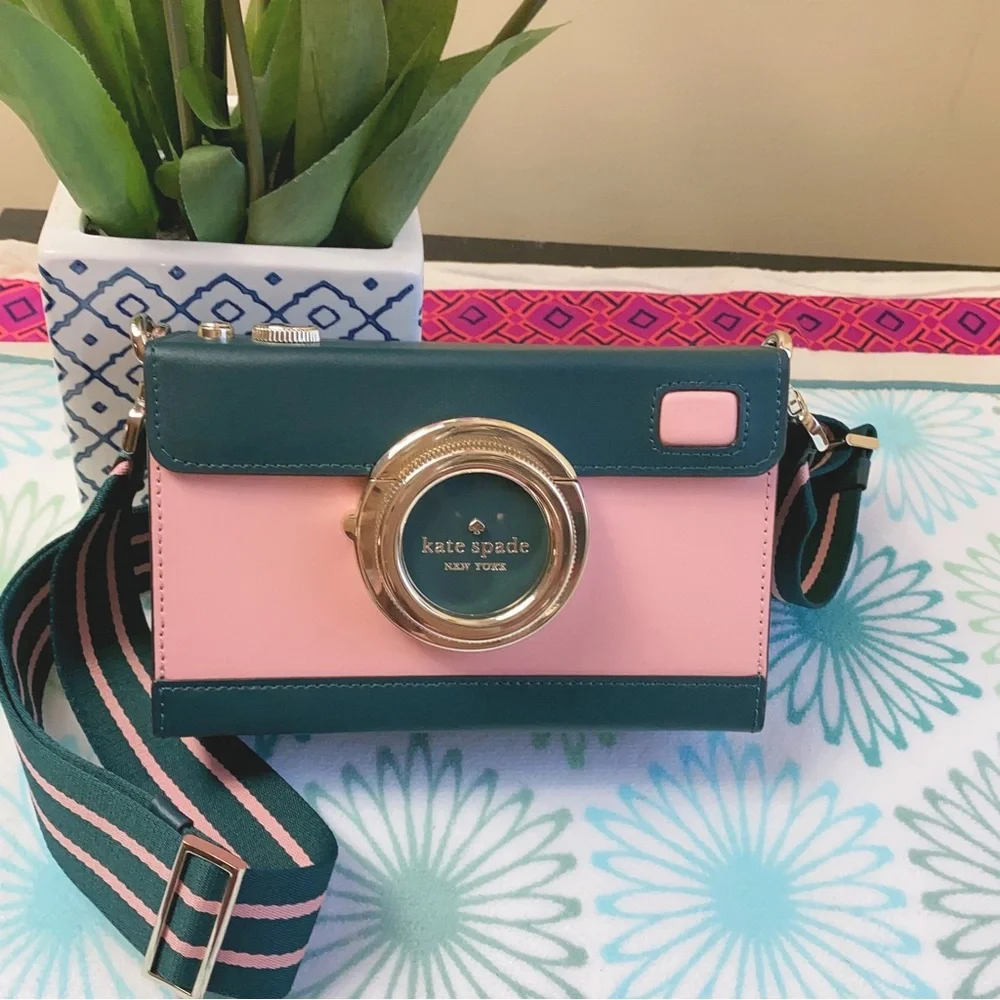 Kate Spade Oh Snap Camera Crossbody
